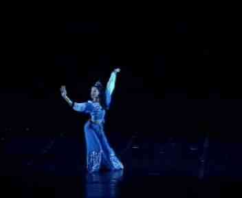 舞蹈视频教程系列_《古典舞》-巴巴课件教学网（88kj）